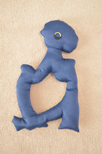 画像をギャラリービューアに読み込む, SCARF CUSHION FLAME/PICASSO