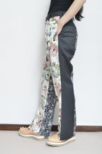 Load image into Gallery viewer, FLARED FLORAL PT 01 / ASS_A