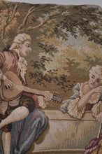 Load image into Gallery viewer, RUG CUSHION (M) / 002