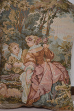 Load image into Gallery viewer, RUG CUSHION (M) / 005