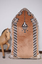 画像をギャラリービューアに読み込む, RUG CUSHION(M) / 003