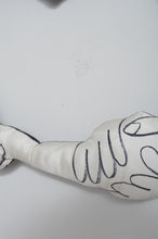 画像をギャラリービューアに読み込む, SCARF CUSHION FLAME/PICASSO_03