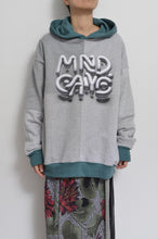 画像をギャラリービューアに読み込む, TWO-TONE HOODIE_GREEN/MIND GAME print/02 size
