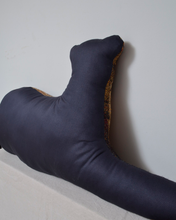 画像をギャラリービューアに読み込む, RUG CUSHION_CHEETAH
