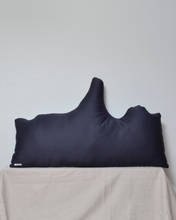 画像をギャラリービューアに読み込む, RUG CUSHION_ STATUE OF LIBERTY
