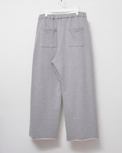 将图片加载到图库查看器，Beaded line flare sweat pants
