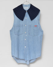Load image into Gallery viewer, PLEATED COLLAR SLEEVELESS SHIRT_D
