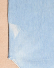 Load image into Gallery viewer, PLEATED COLLAR SLEEVELESS SHIRT_D
