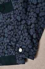 Load image into Gallery viewer, FLOWER LACE QUILTED WORK BLOUSON_BLACK

