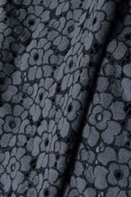 Load image into Gallery viewer, FLOWER LACE QUILTED WORK BLOUSON_BLACK
