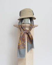 Load image into Gallery viewer, DROOPY SCARF BUCKET HAT / BEIGE
