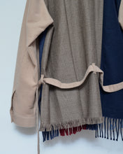 이미지를 갤러리 뷰어에 로드 , Muffler short blouson / Beige_B

