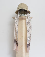 Load image into Gallery viewer, DROOPY SCARF BUCKET HAT / BEIGE
