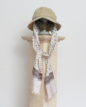 Load image into Gallery viewer, DROOPY SCARF BUCKET HAT / BEIGE
