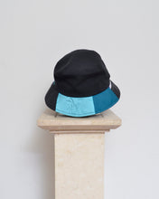 Load image into Gallery viewer, SHAKA BUCKET HAT/BLK
