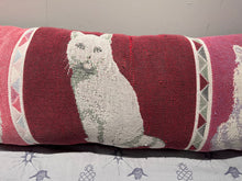画像をギャラリービューアに読み込む, RUG CUSHION_RED CAT
