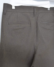 画像をギャラリービューアに読み込む, Herringbone Wide Tuck Shorts
