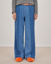 画像をギャラリービューアに読み込む, PANEL DENIM SLACKS / 02 size B
